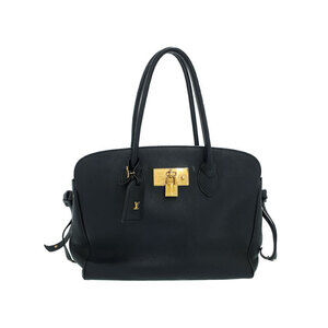 Louis Vuitton Milla bag black pebbled Veau Nuage leather